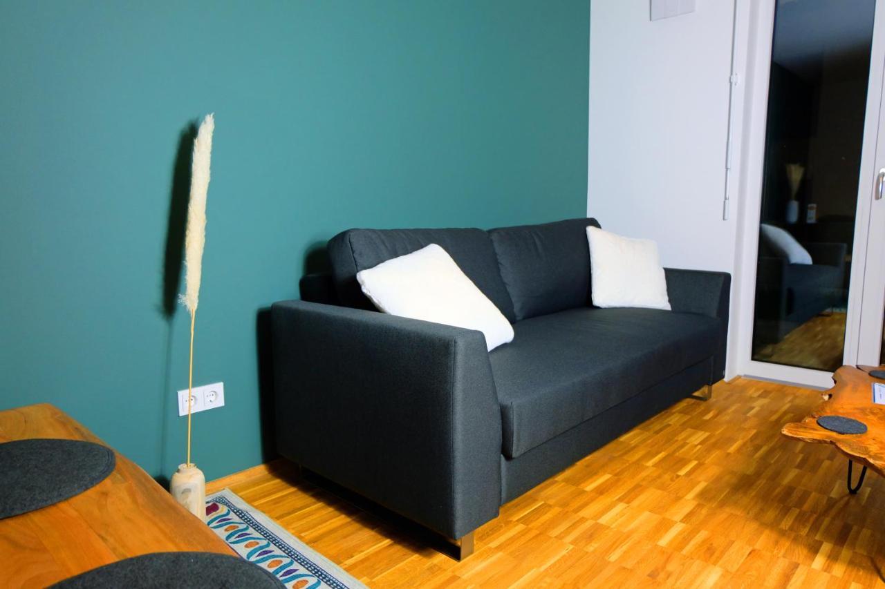 שטראובינג Design Apartment Nr 2 Mit Terrasse Und Parkplatz מראה חיצוני תמונה